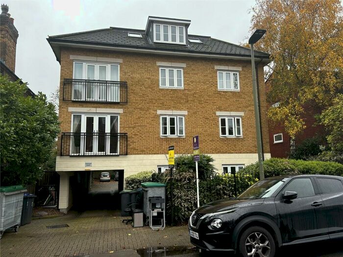 2 Bedroom Apartment To Rent In Lansdowne Road, Bromley, BR1
