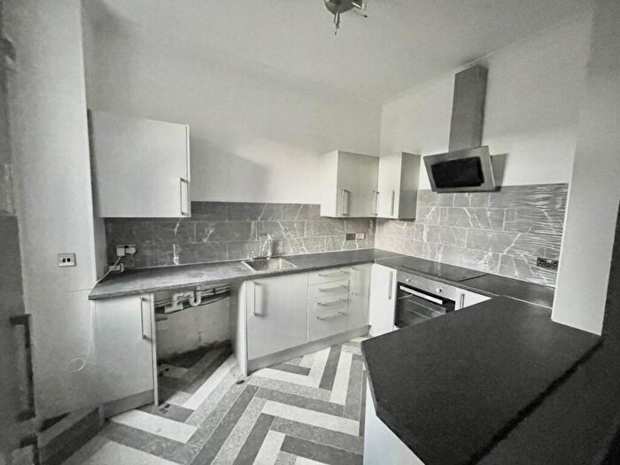 1 Bedroom Flat To Rent In Carley Road, Southwick, SR5