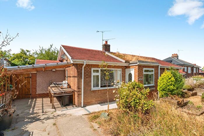 4 Bedroom Bungalow For Sale In Bryn Mawr Road, Holywell, Flintshire, CH8
