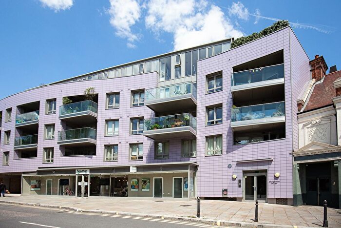 2 Bedroom Flat For Sale In Vanston Place, Fulham, SW6