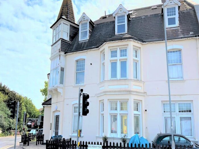 1 Bedroom Flat To Rent In Bexhill Road, St. Leonards-On-Sea, TN38