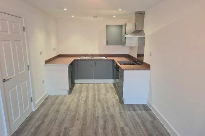 1 Bedroom Flat To Rent In Aplin House, Yeovil, BA20