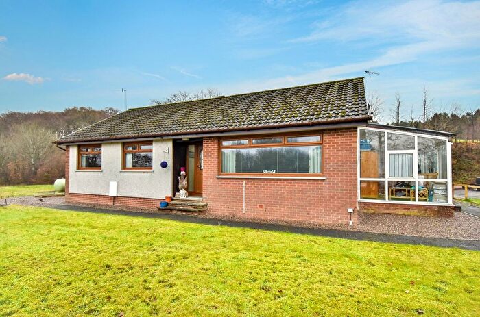 3 Bedroom Detached Bungalow For Sale In Main Street, Twechar, G65