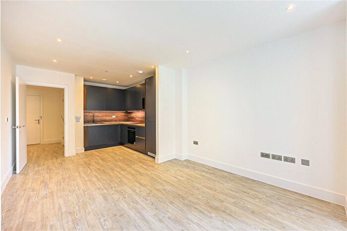1 Bedroom Apartment For Sale In Sanday Drive, Colindale Gardens, Colindale, NW9