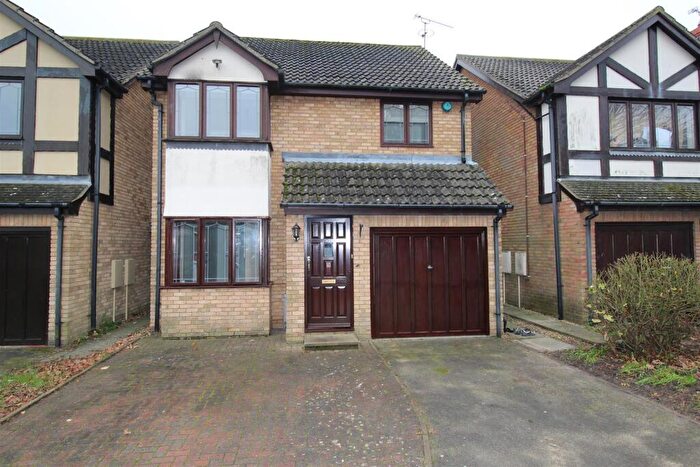 3 Bedroom Detached House To Rent In Randall Close, Kesgrave, IP5