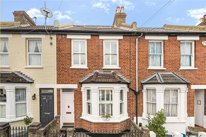 4 Bedroom Terraced House For Sale In Victor Road, Middlesex, TW11