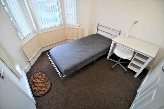 4 Bedroom Terraced House To Rent In Hugh Road, Coventry, CV3