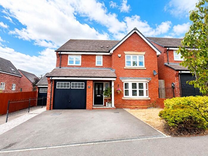 4 Bedroom Detached House For Sale In Aspen Road, Eden Park, Rugby, CV21