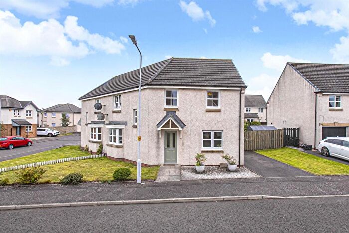 3 Bedroom Semi-Detached House For Sale In Macgregor Road, Dunfermline, KY11