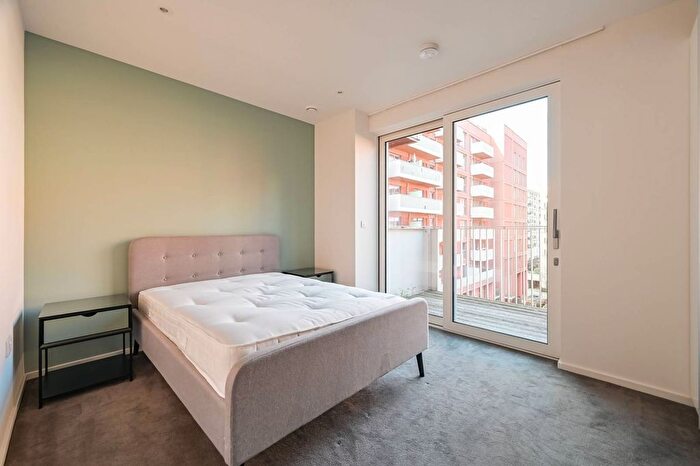 3 Bedroom Flat To Rent In Fortuna House, East Village, Stratford, London, E20