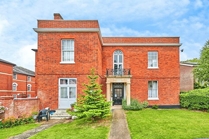 1 Bedroom Flat For Sale In Farmadine House, Saffron Walden, CB11