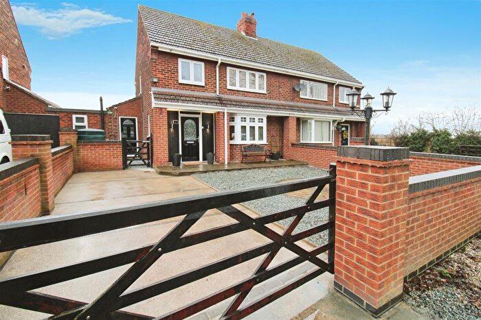 3 Bedroom Semi-Detached House For Sale In Nunnery Cottages, Lelley, Hull, HU12