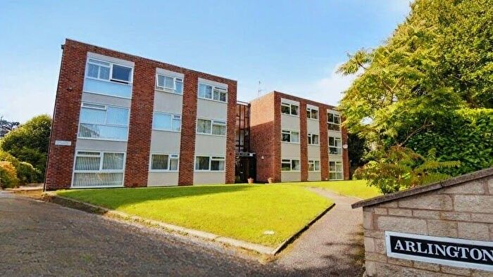 2 Bedroom Flat For Sale In Waterford Road, Prenton, CH43