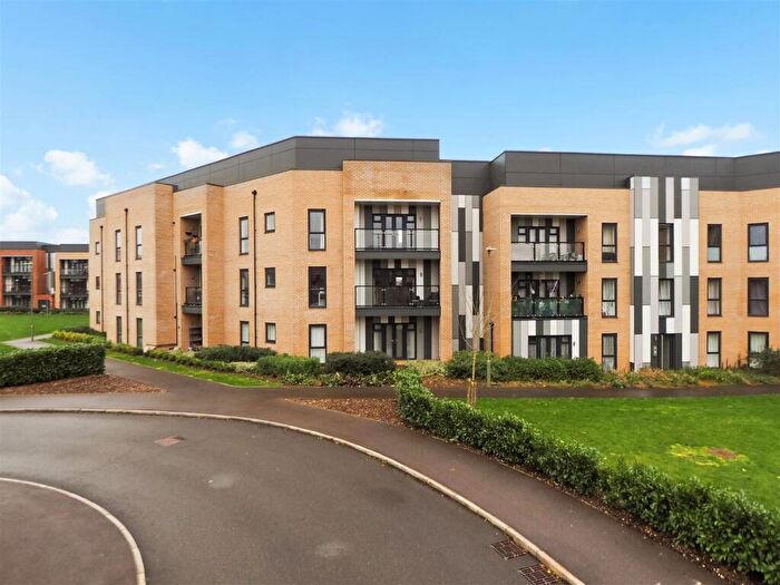 2 Bedroom Flat For Sale In Brocade Road, Andover, SP11