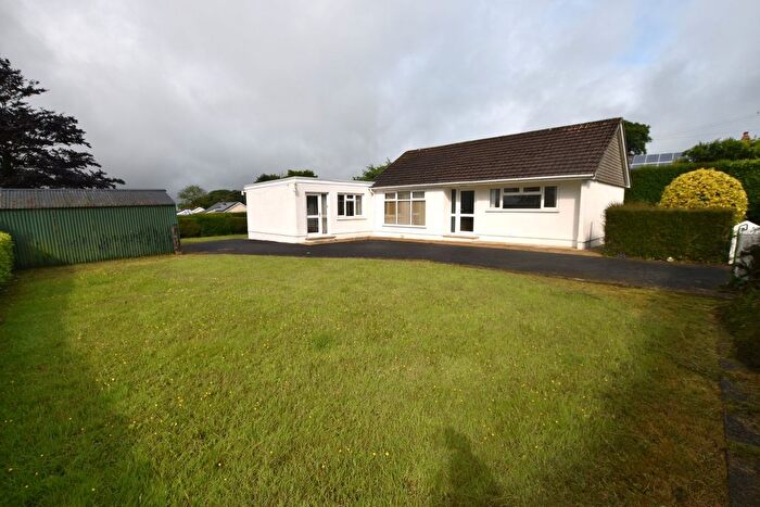 3 Bedroom Bungalow For Sale In Maesymeillion, Llandysul, SA44