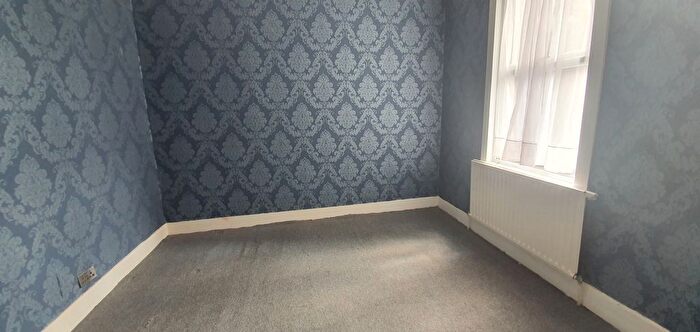 3 Bedroom Terraced House For Sale In Eversleigh Road, London, E6