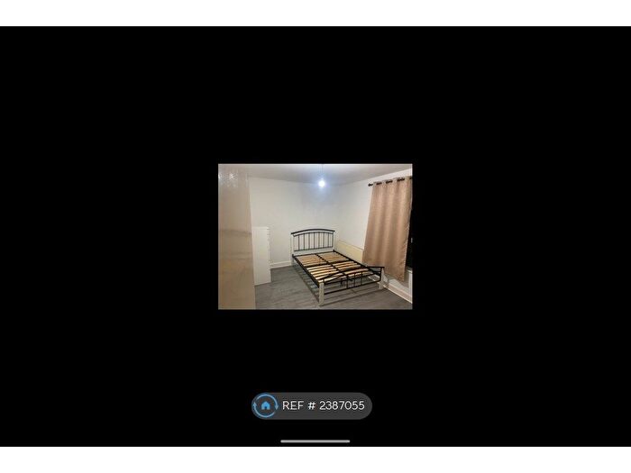 1 Bedroom Flat To Rent In London, London, E2