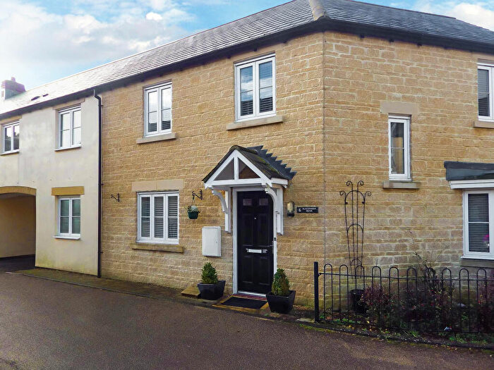 3 Bedroom Terraced House To Rent In Blackthorn Mews, Carterton, Oxfordshire, OX18