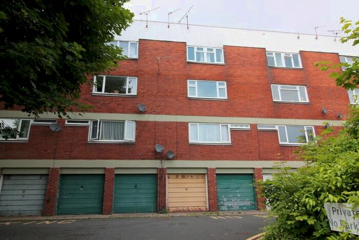 3 Bedroom Maisonette To Rent In Meadowlea, Madeley, Telford, TF7