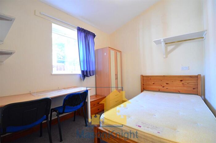 6 Bedroom Terraced House To Rent In Rose Cottages, Selly Oak, B29