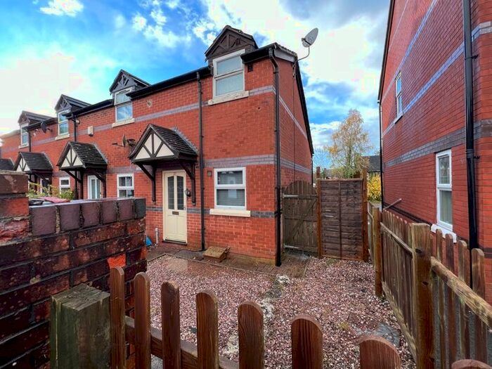 1 Bedroom End Of Terrace House To Rent In Stonebridge Close, Telford, TF4