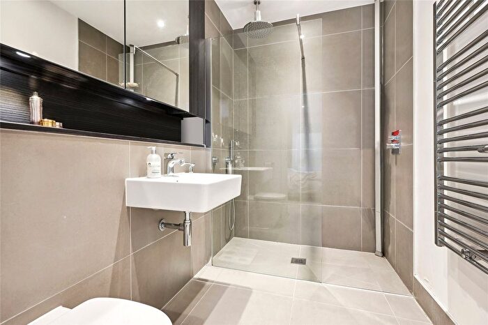 2 Bedroom Flat For Sale In Edward Terrace, Greenside Road, London, W12