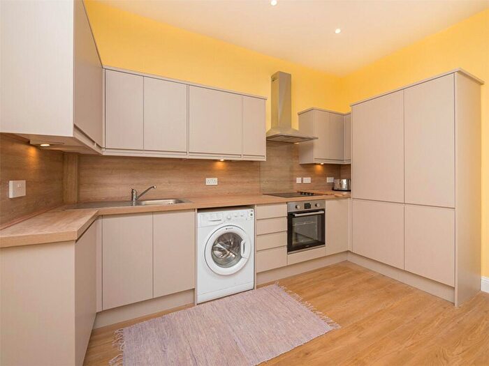 1 Bedroom Flat To Rent In Hawthornvale, Edinburgh, EH6