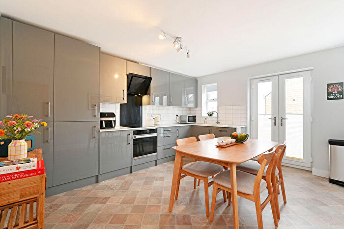 3 Bedroom Terraced House For Sale In South Road, Walkley, Sheffield, S6