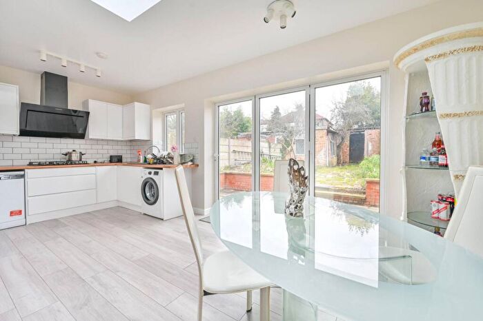 3 Bedroom End Of Terrace House To Rent In Clifford Way, Dollis Hill, London, NW10