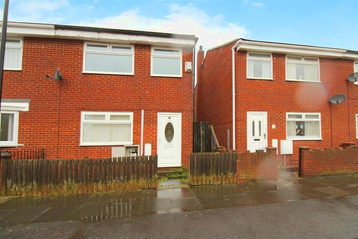 3 Bedroom Property To Rent In Oswald Terrace West, Castletown, Sunderland, SR5