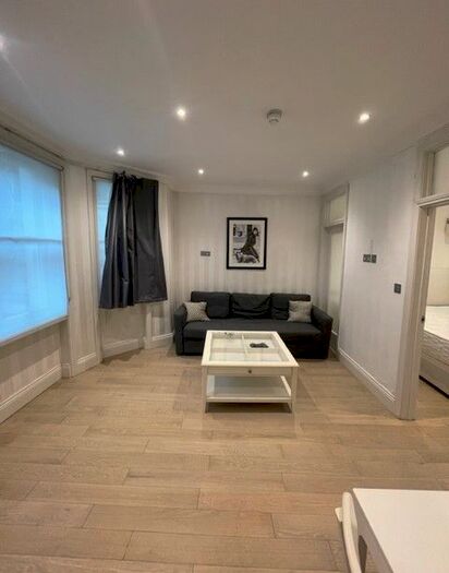 1 Bedroom Flat To Rent In Holland Road, London, W14