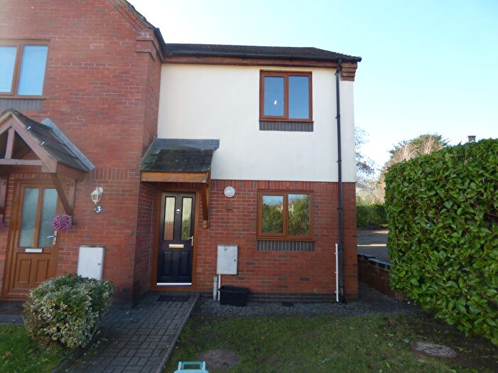 2 Bedroom Property To Rent In Burgess Meadows, Johnstown, Carmarthen, SA31