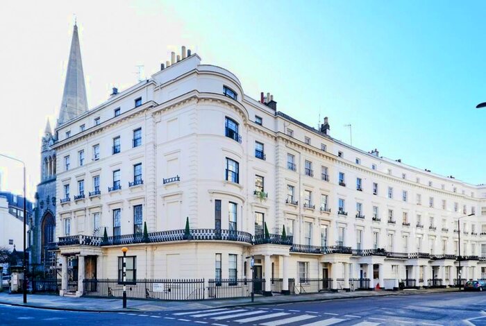 Studio To Rent In Westbourne Crescent, London, W2