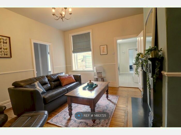 2 Bedroom Flat To Rent In Wallsend, Newcastle Upon Tyne, NE28