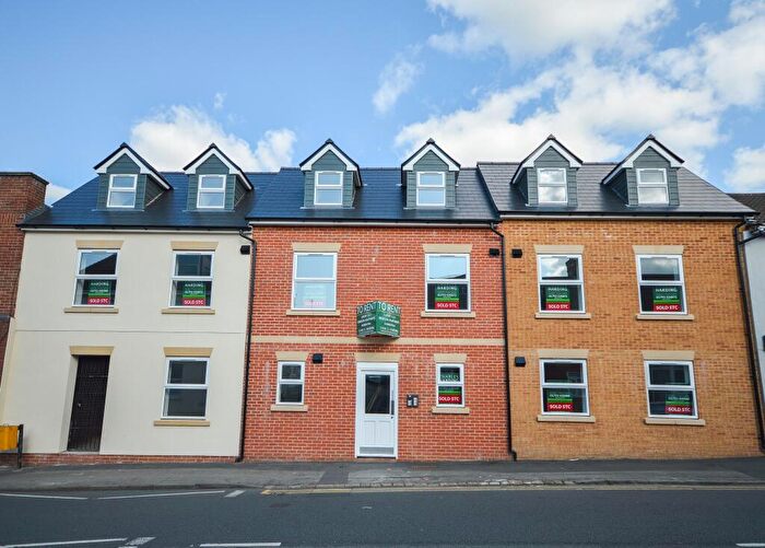 1 Bedroom Apartment To Rent In - Victoria Road, Old Town, Swindon, SN1