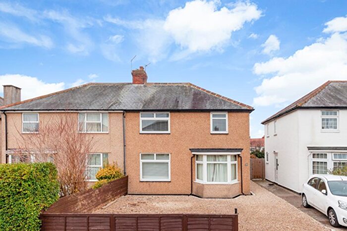 4 Bedroom Semi-Detached House To Rent In Benson Road, Oxford, OX3