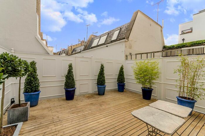 2 Bedroom Flat To Rent In Stanhope Gardens, South Kensington, London, SW7