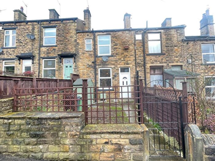 1 Bedroom Terraced House To Rent In Gladstone Street, Farsley, Pudsey, West Yorkshire, LS28