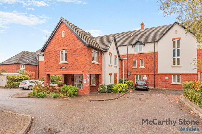 2 Bedroom Flat For Sale In Rowleys Court, Sandhurst Street, Oadby, Leicester, LE2