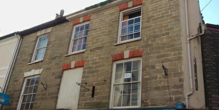 4 Bedroom Flat To Rent In Market Strand, Falmouth TR11