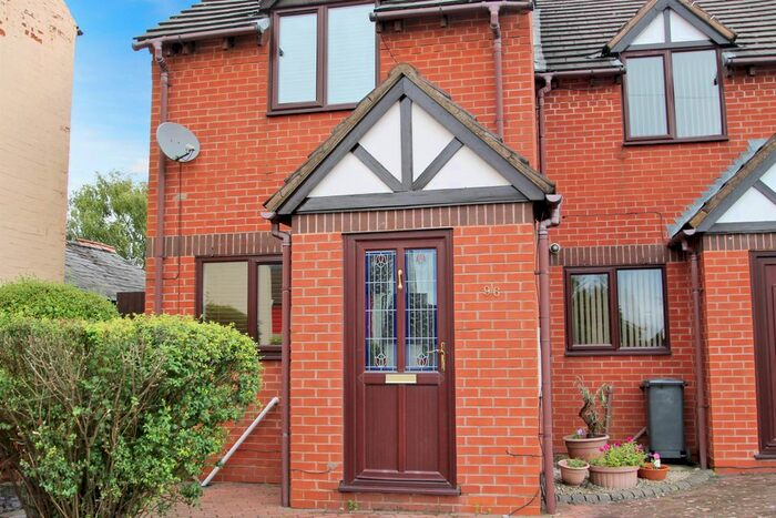2 Bedroom End Of Terrace House To Rent In Rectory Road, Redditch B97