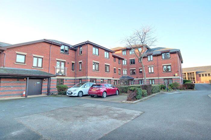 1 Bedroom Flat For Sale In Goulding Court, Beverley, HU17