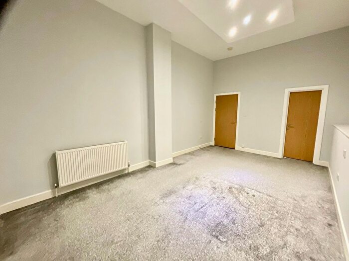 2 Bedroom Property To Rent In Prince Of Wales Terrace, Scarborough, YO11