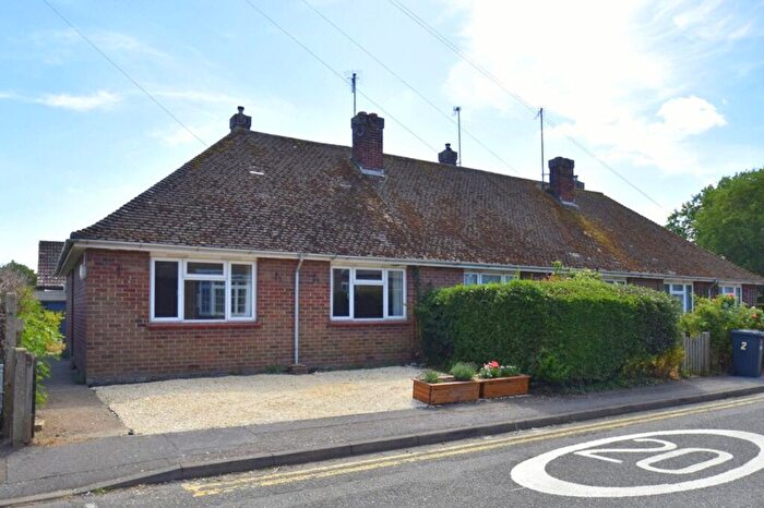 2 Bedroom Semi-Detached Bungalow For Sale In New Road, St. Ives, PE27