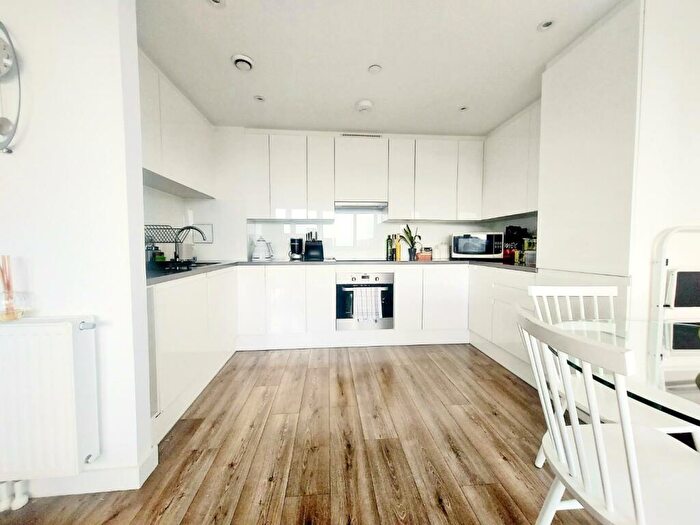 1 Bedroom Flat For Sale In Minnie Baldock Street, Canning Town, E16