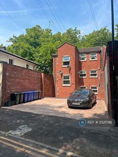 2 Bedroom Flat To Rent In Earls Court, Doncaster, DN4