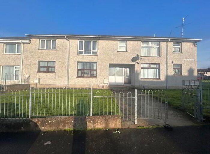 2 Bedroom Flats For Sale In B Donegore Drive, Antrim, BT41
