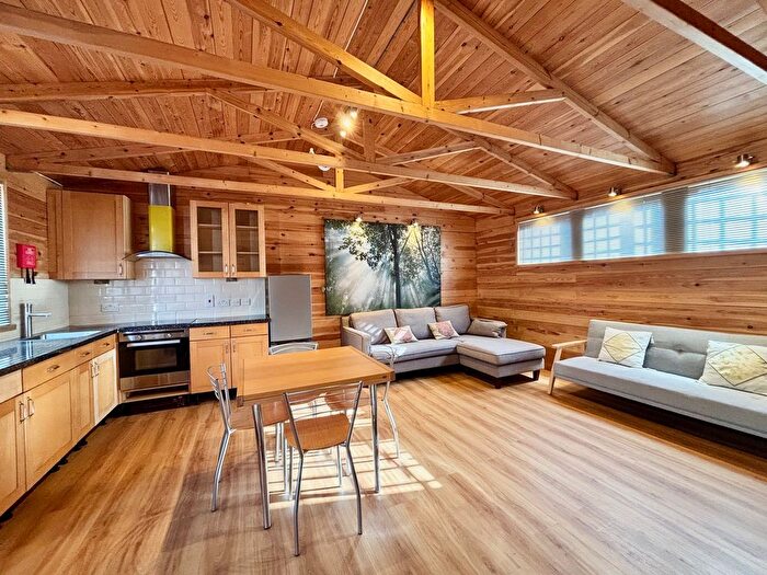 1 Bedroom Flat To Rent In Cavendish Road, London, N18