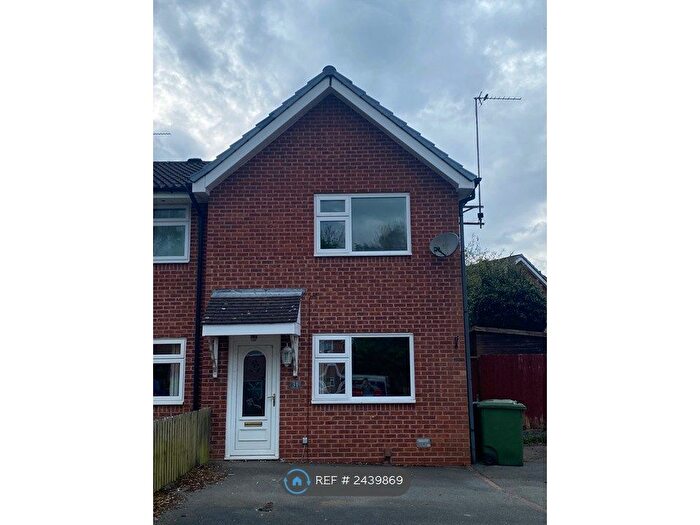 3 Bedroom Semi-Detached House To Rent In Bilbury Close, Redditch, B97
