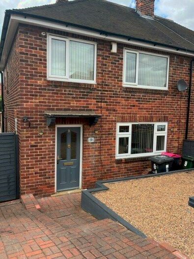 3 Bedroom Semi-Detached House To Rent In Burns Way, Wath Upon Dearne, S63